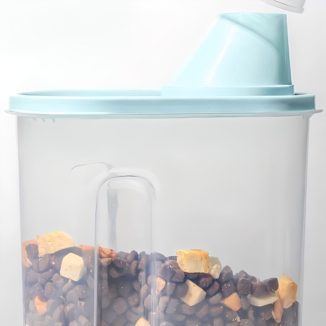 Kompakt foderbehållare med mått – 2,5 liter, smidig och praktisk